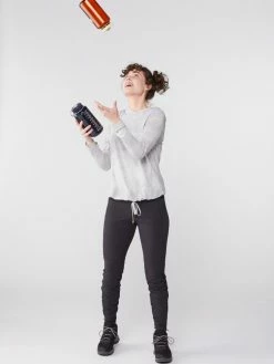 KUHL Transcendr Skinny Pants - Women's -Clothing Shop 679dea63 898c 4de8 961d 11190b2ce684